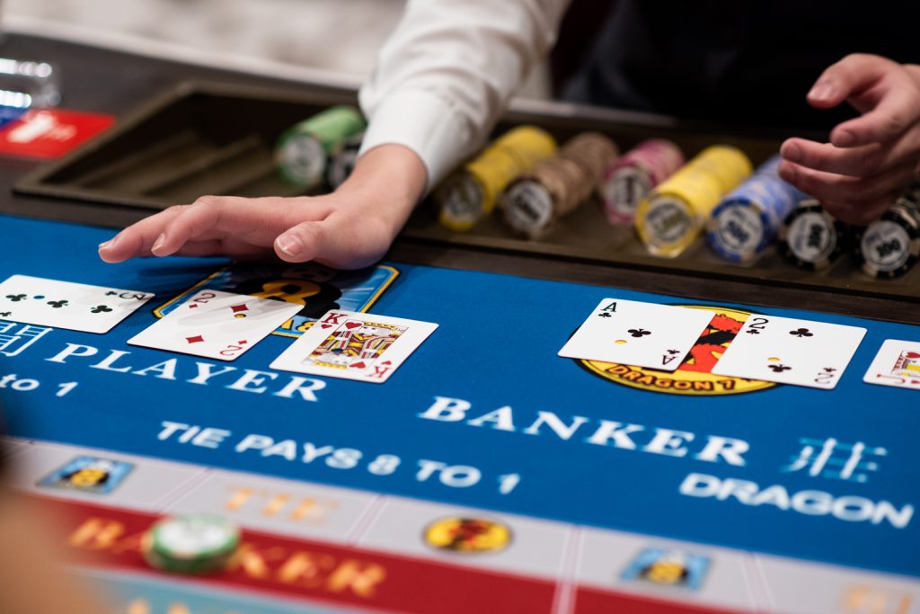 Dưới đây là mười câu hỏi thường gặp về baccarat để bạn biết! Hòa KUBET là gì?- KUBET https://kubet6casino.com/wp-content/uploads/2023/02/logo-2.png- KUBET
