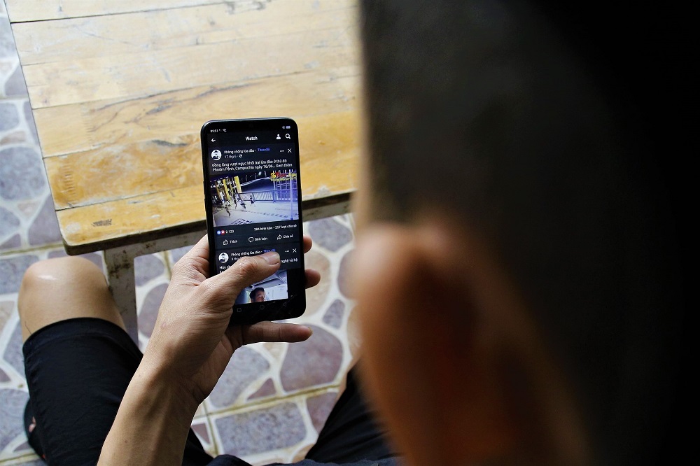 Một người đàn ông Việt Nam được ngành công nghiệp game- KUBET https://kubet6casino.com/wp-content/uploads/2023/02/logo-2.png- KUBET